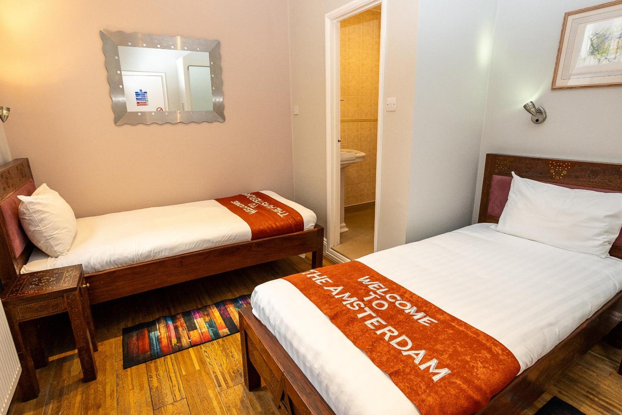 Hotel Amsterdam Seafront 3*