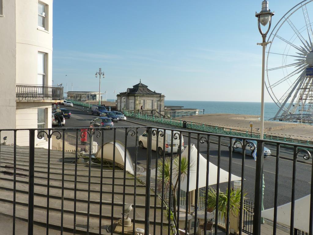 Hotel Amsterdam Seafront 3*