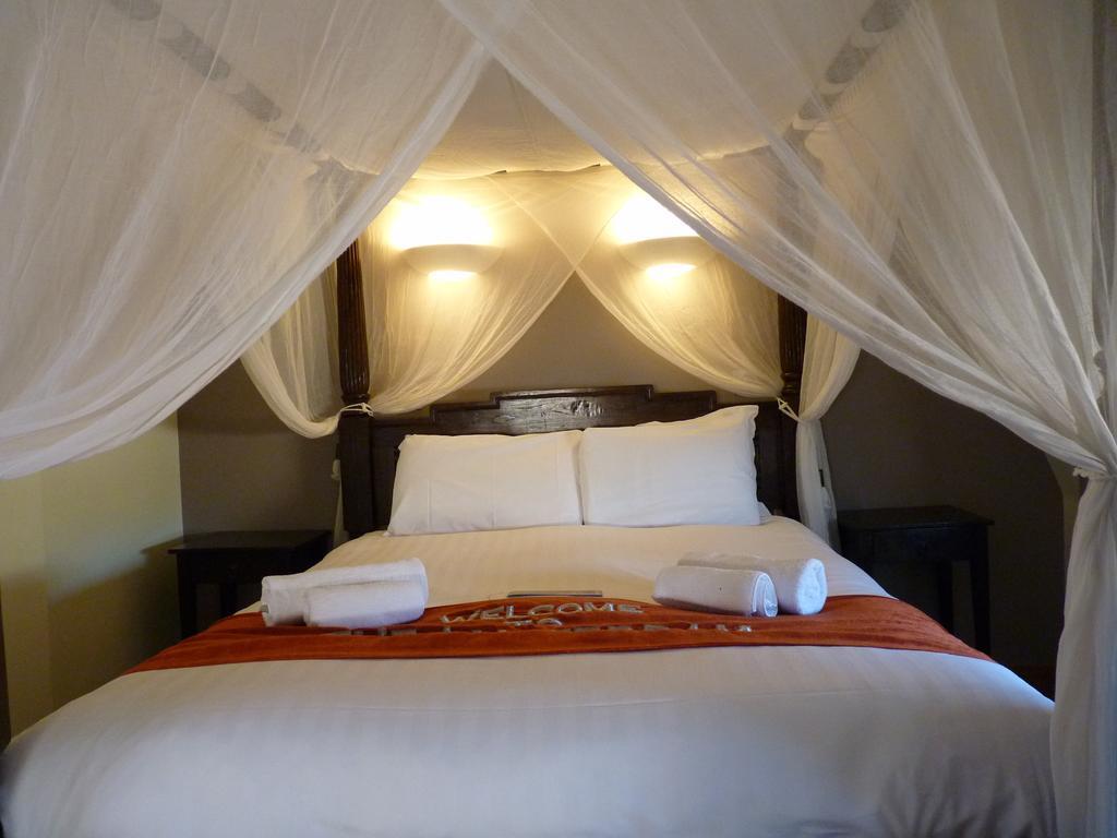 Amsterdam Seafront Hotel 3*