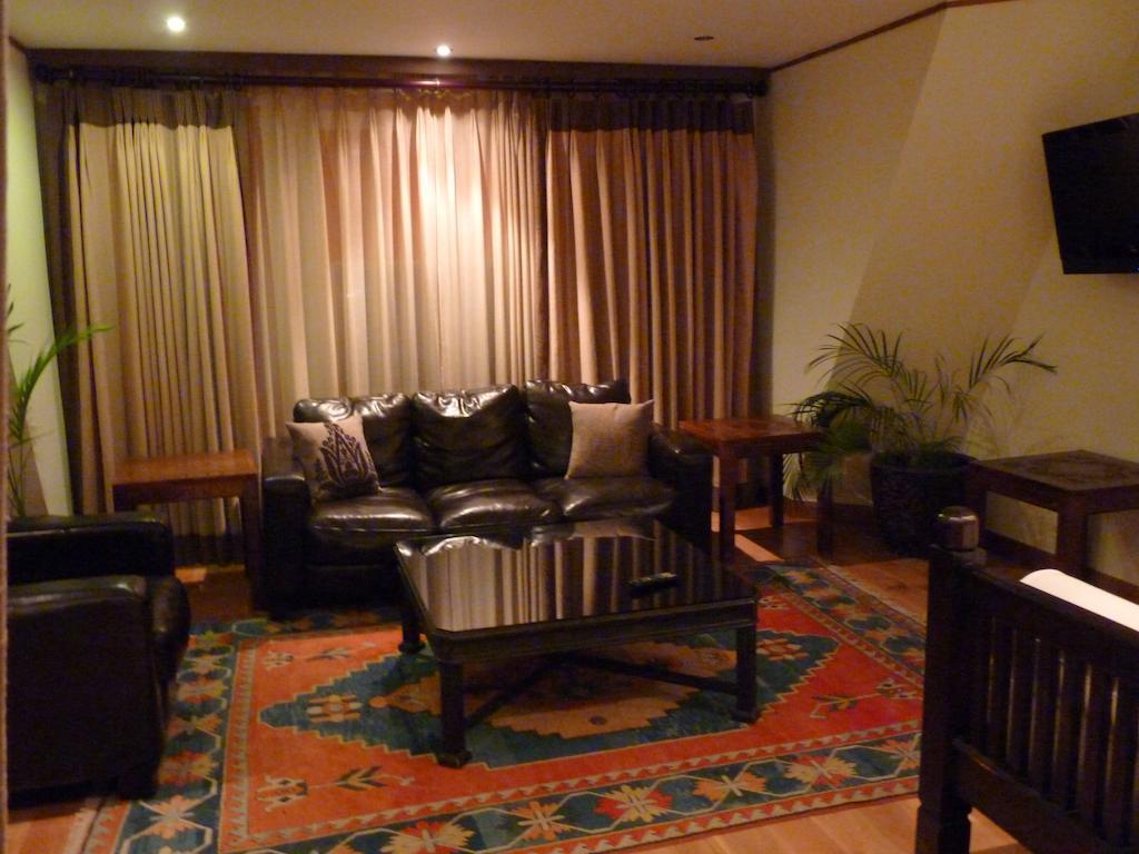 Hotel Amsterdam Seafront 3*
