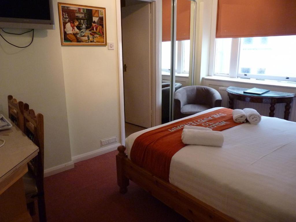 Hotel Amsterdam Seafront 3*