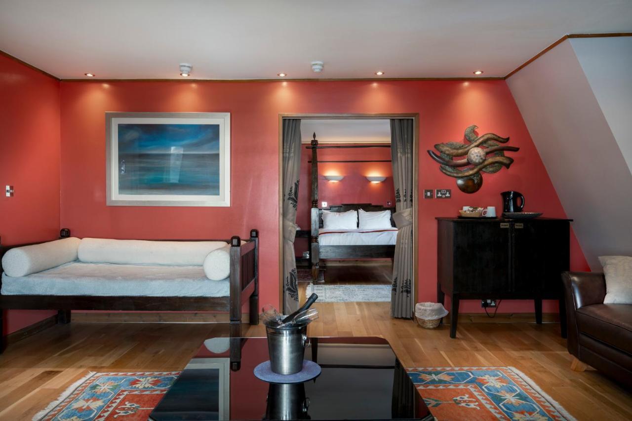 Amsterdam Seafront Hotel 3*
